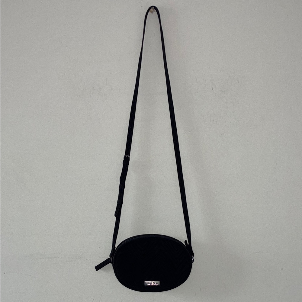Vera Bradley Classic Crossbody Black Zebra Flock Oval Bag - Picture 9 of 12